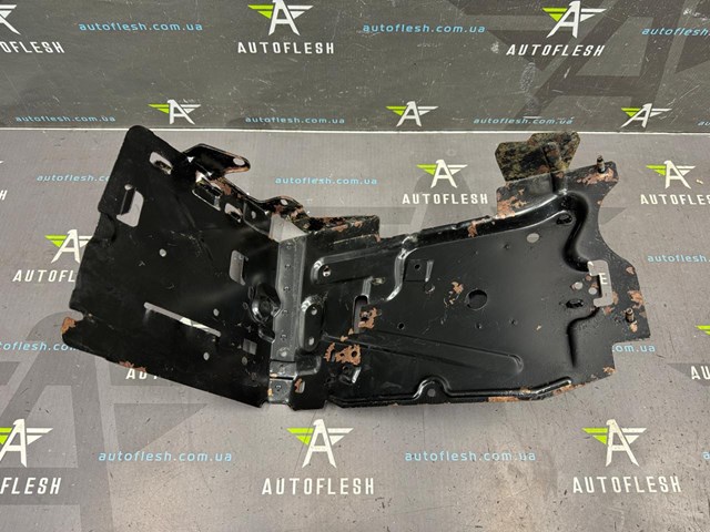 Кришка акумулятора (АКБ) 7701047207 RENAULT