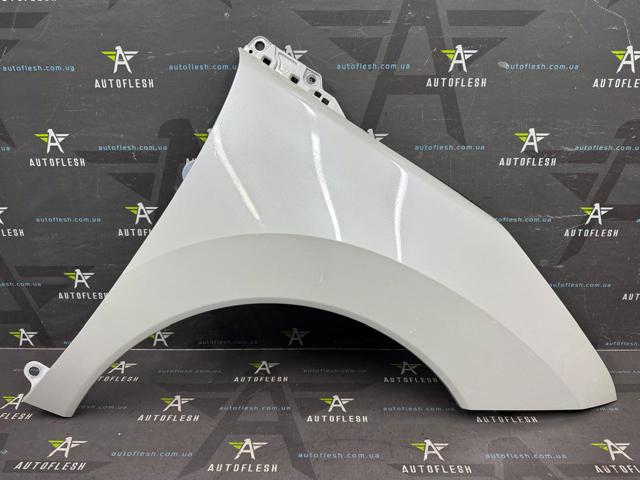 Переднє праве крило 7841Z1 PEUGEOT