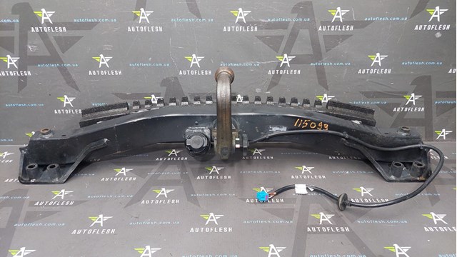 Траверс фаркопа 7L6803921P VAG