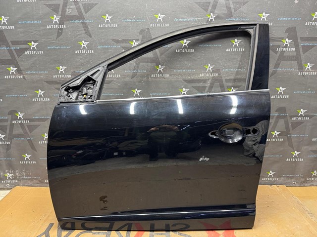 Водійські двері 801015772R RENAULT