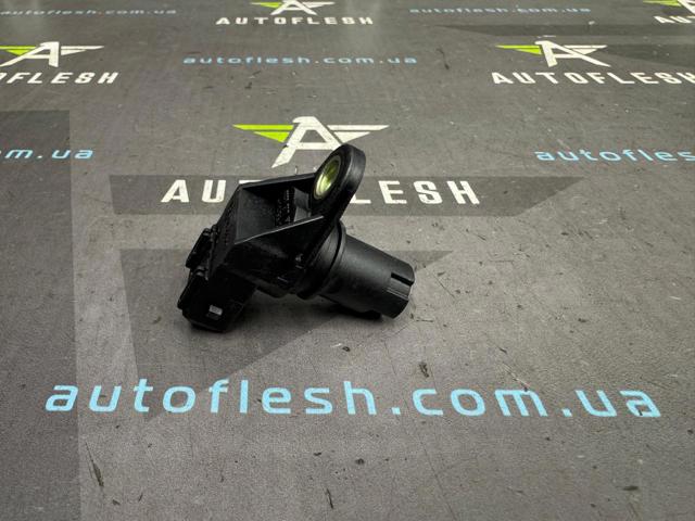 Датчик частоти обертання розподілвалу 8200370572 RENAULT