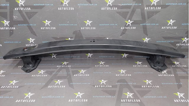 Підсилювач бампера переднього 8200375703 RENAULT