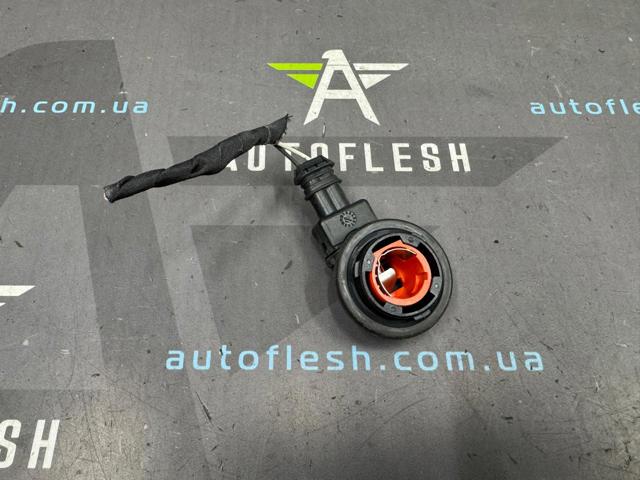 Лампочка стоп сигналу заднього ліхтаря 8201190730 RENAULT