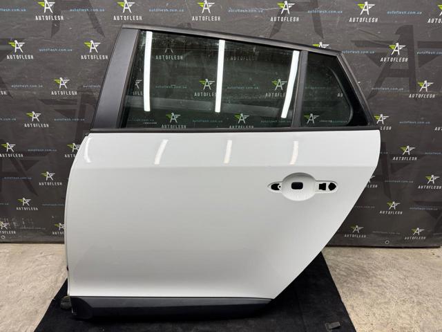 Двері задні, ліві 821013577R RENAULT