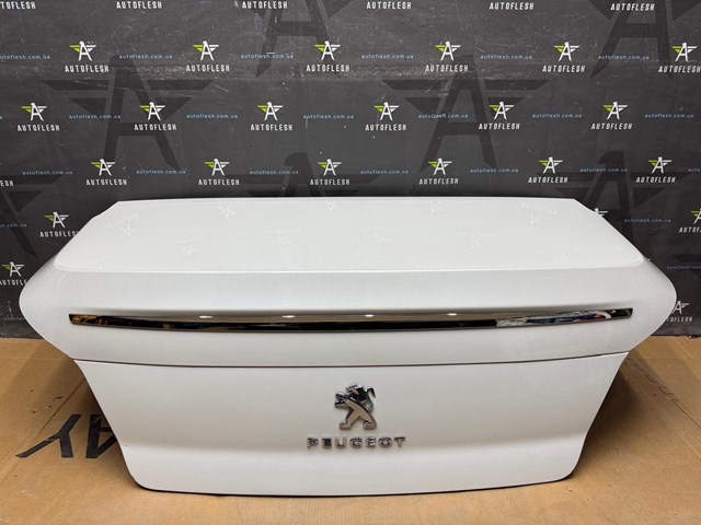Кришка багажника кузова 8606A8 PEUGEOT