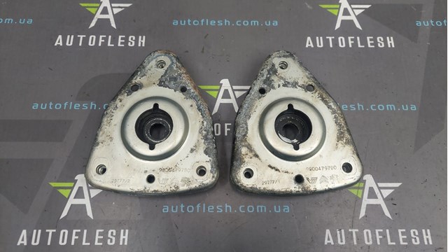Кріплення переднього амортизатора 9800479780 PEUGEOT