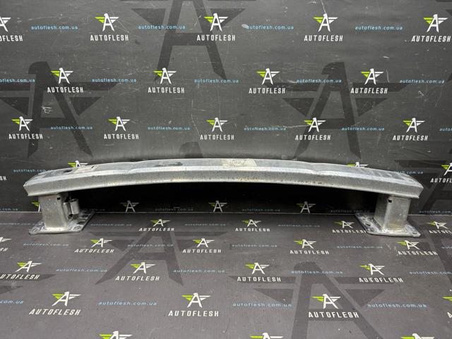 Швелер бампера 9816071580 PEUGEOT