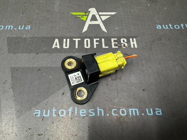 Датчик AIRBAG передній 98581JY00A RENAULT