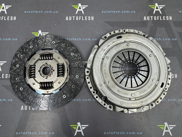 Зчеплення і комплектуючі A0002501000 MERCEDES
