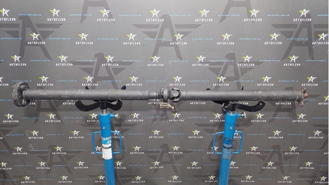 Вал карданний задній, у зборі A2034102116 MERCEDES
