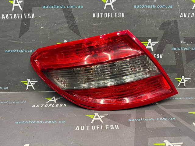 Задня ліва фара A2048202964 MERCEDES