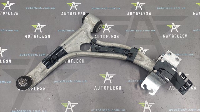 Лівий важіль передній нижній підвіски A2463301707 MERCEDES