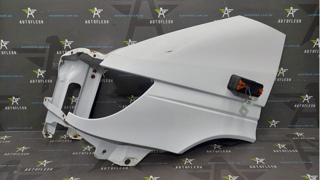 Бічна частина передня ліва A9016306907 MERCEDES
