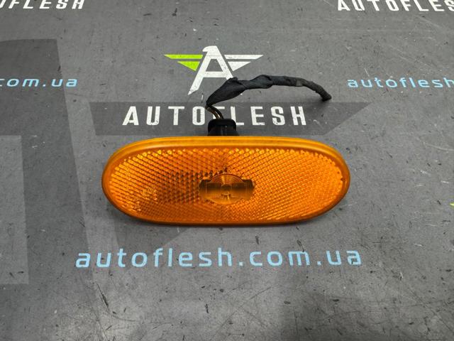 Габарит бічний (фургон) A9068201456 MERCEDES