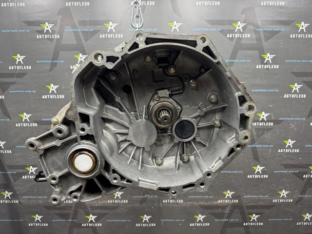 Механічна коробка перемикання передач F23 GM