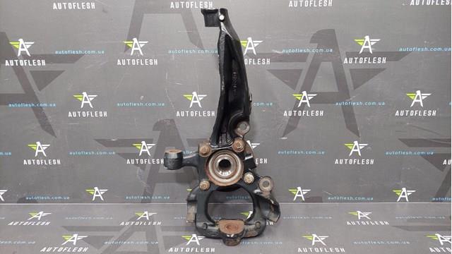 Цапфа поворотна права RUB500120 LAND ROVER