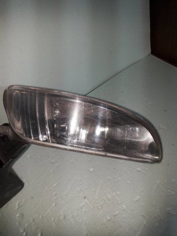 Фара, ліва 8122048020 TOYOTA