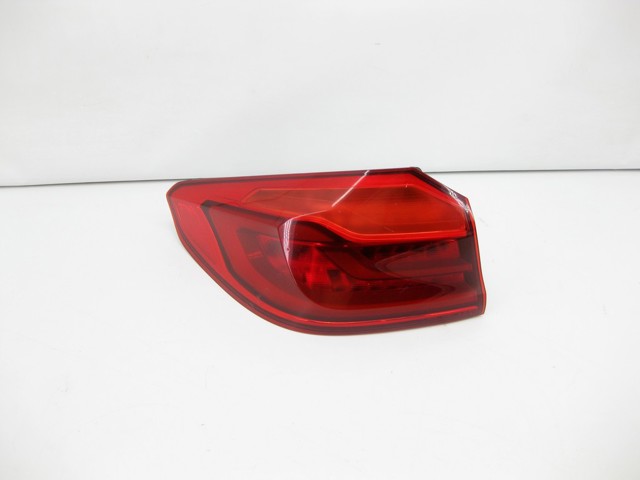 Задній лівий зовнішній ліхтар 63217376463 BMW