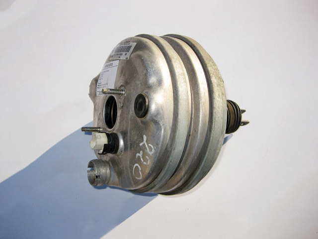 Підсилювач (гідровакуумний) A0054302530 MERCEDES