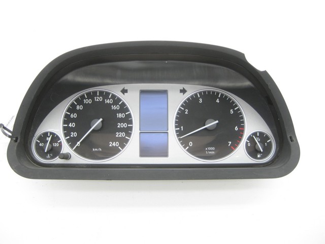 Панель приладів A1695400448 MERCEDES