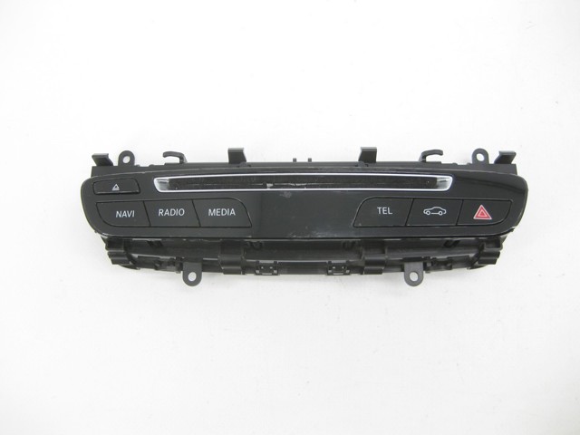Блок кнопок центральної консолі A2059055201 MERCEDES