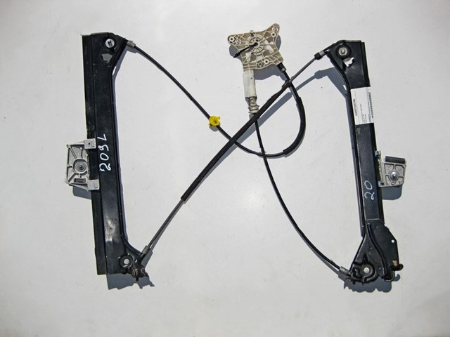 Склопідйомник передньої лівої двері A2097200746 MERCEDES