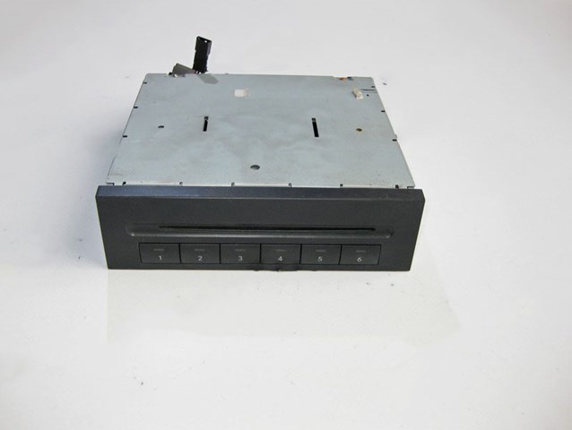 Магнітола A2118202489 MERCEDES