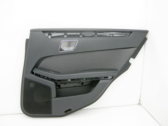 Картка обшивки задніх правих дверей A21273002709G50 MERCEDES