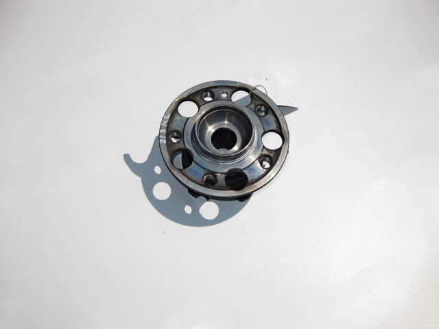 Фланець задньої маточини A2133570500 MERCEDES
