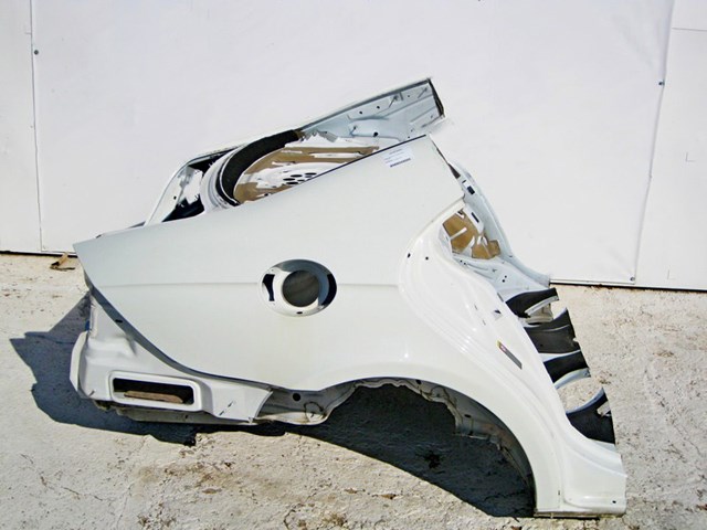 Крило заднє праве A2196300621 MERCEDES