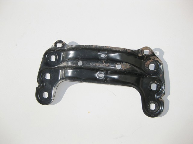 Кронштейн КПП A2202420101 MERCEDES