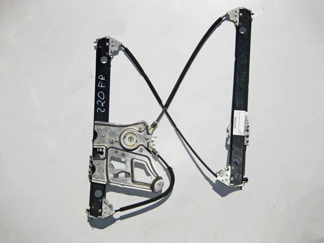 Склопідйомник (механізм переміщення скла) A2207200446 MERCEDES