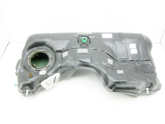 Бак паливний A2464701200 MERCEDES