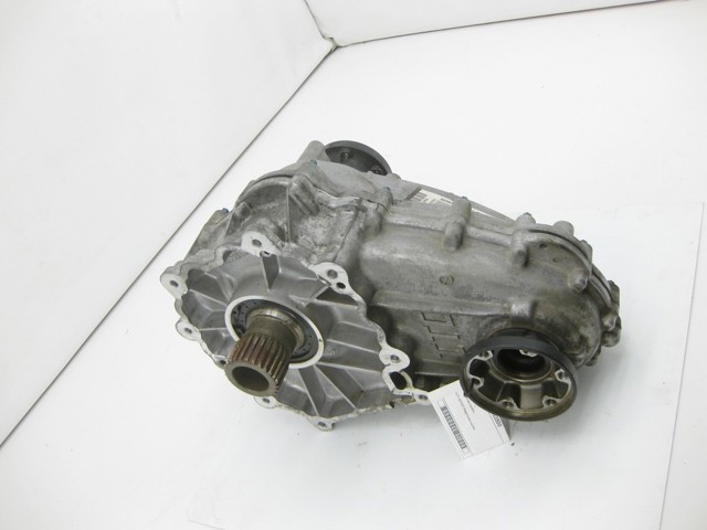 Раздатка (коробка роздавальна) A2512803500 MERCEDES