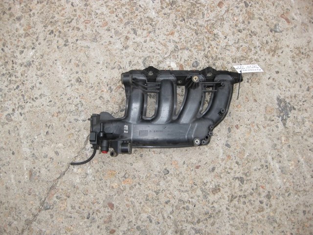 Колектор впускний A2711401101 MERCEDES