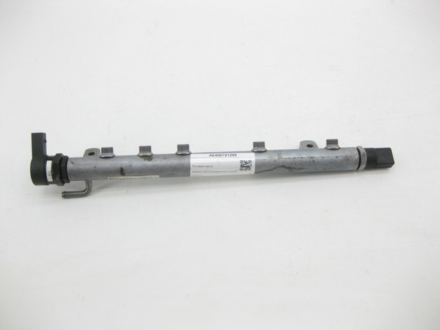 Розподільник палива A6400701295 MERCEDES
