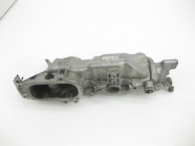 Колектор впускний A6400901137 MERCEDES