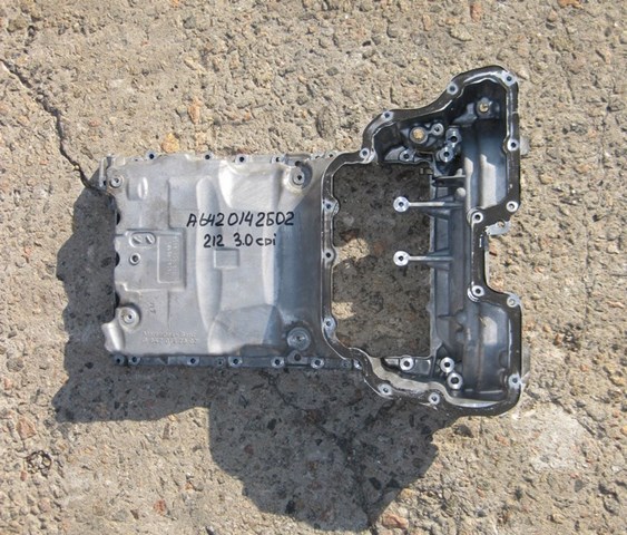Піддон масляний картера двигуна A6420142602 MERCEDES