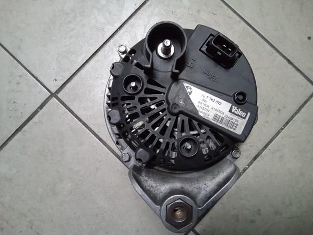 Авто генератор 2542812A VALEO