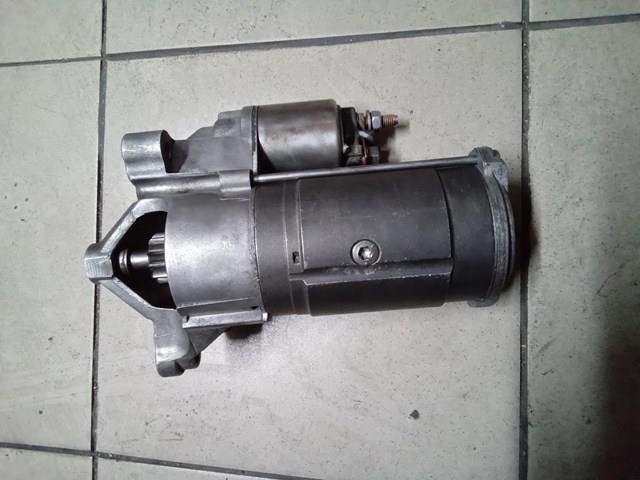 Стартер D8R27 VALEO