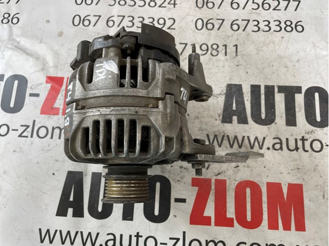 Генератор автомобільний 0124315005 VAG