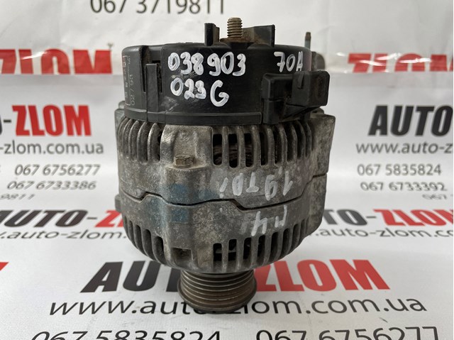 Генератор автомобільний 038903023G VAG