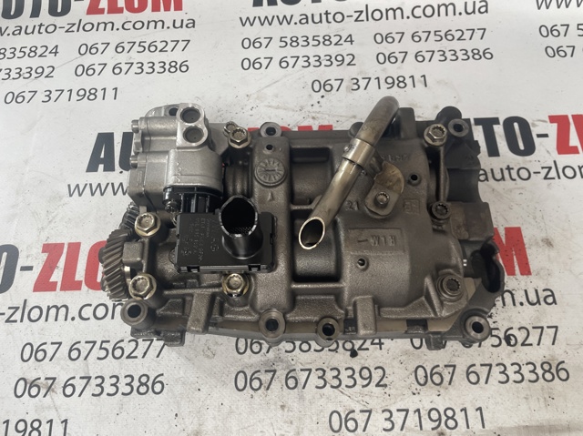 Насос маслозакачуючий 03L103537 VAG