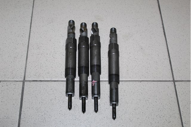 Форсунка інжектора 0432133801 BOSCH