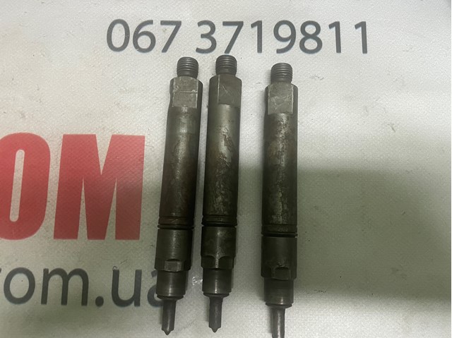 Форсунка інжектора 0432193757 IVECO