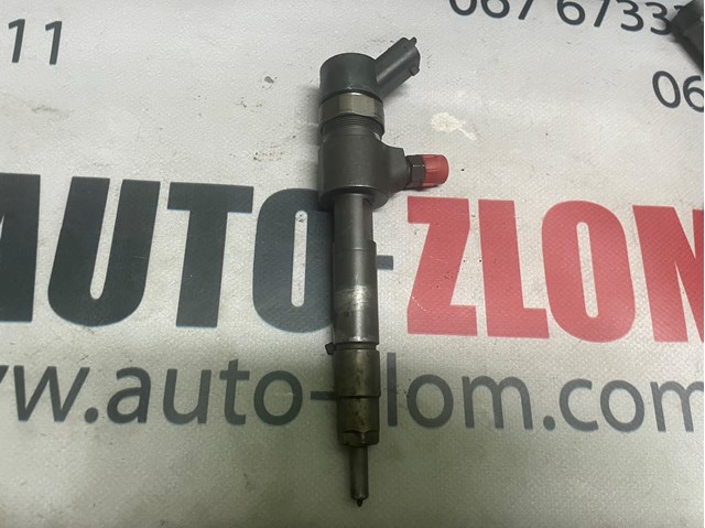 Форсунка паливна 0445110276 OPEL
