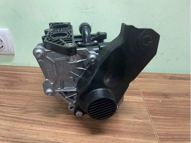 Помпа водяна, (насос) охолодження, в зборі з корпусом 06L121012A VAG
