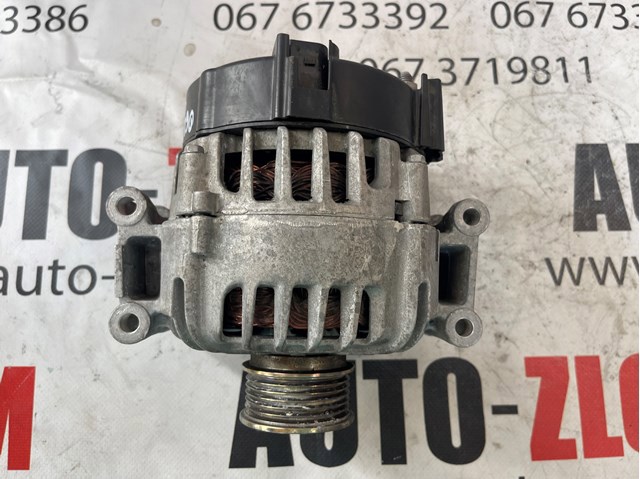Генератор автомобільний 06L903027 VAG