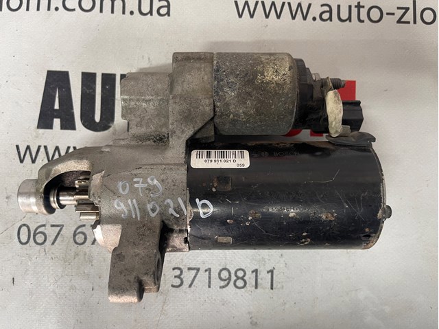 Стартер автомобільний 079911021D VAG