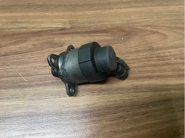 Клапан високого тиску 0928400770 BOSCH